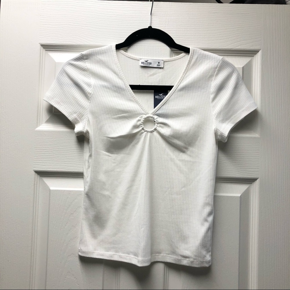 Hollister top